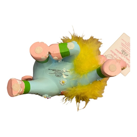 Curtsy to Confidence from the Margaret Le Van Pink Elephant Collection - Picture 11 of 11